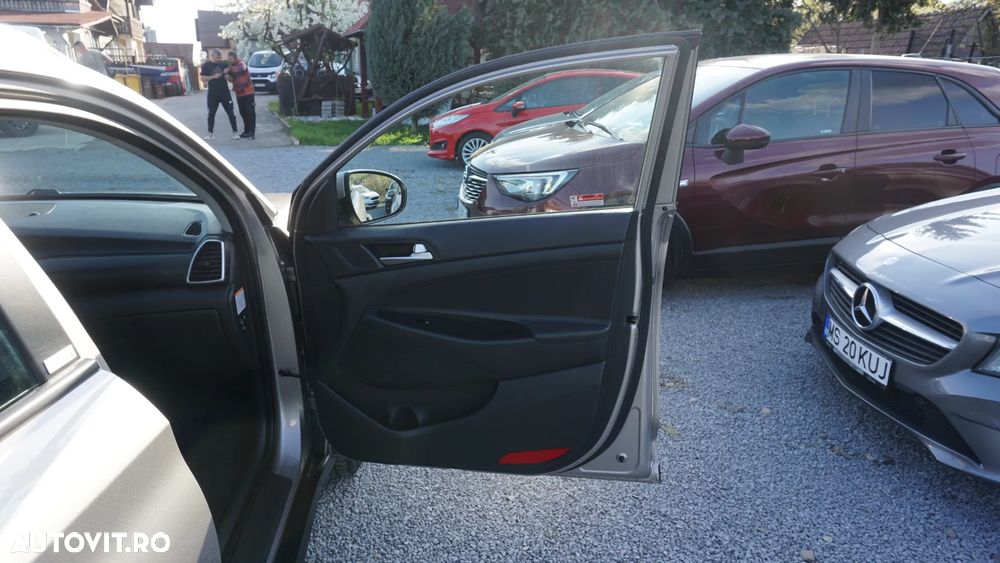 Hyundai Tucson 1.6 CRDi 48V-Hybrid 2WD DCT Select - 9