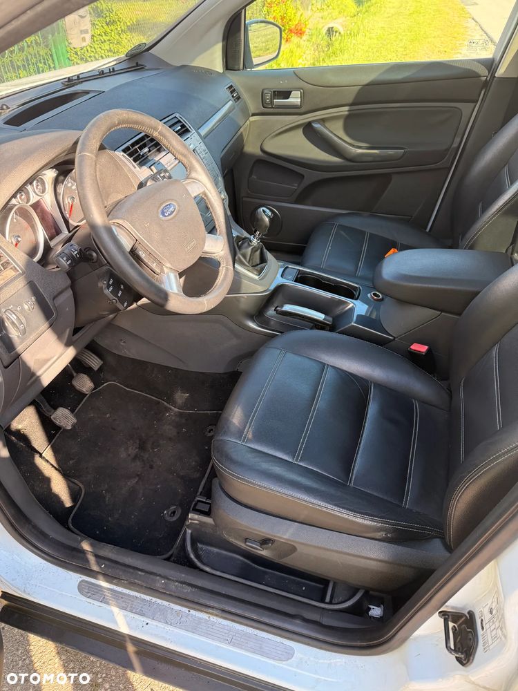 Ford Kuga 2.0 TDCi 4WD Titanium - 8