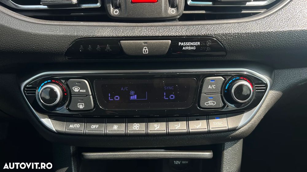 Hyundai i30 - 16