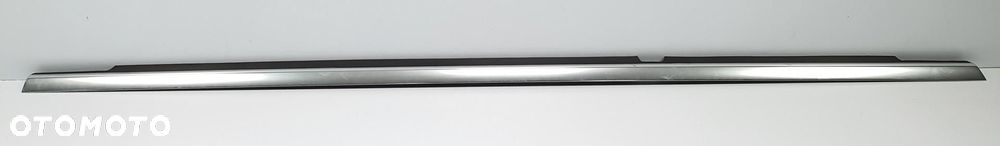 LISTWA ZGARNIAJACA LEWY TYŁ MERCEDES W212 KOMBI A2127350565 - 1