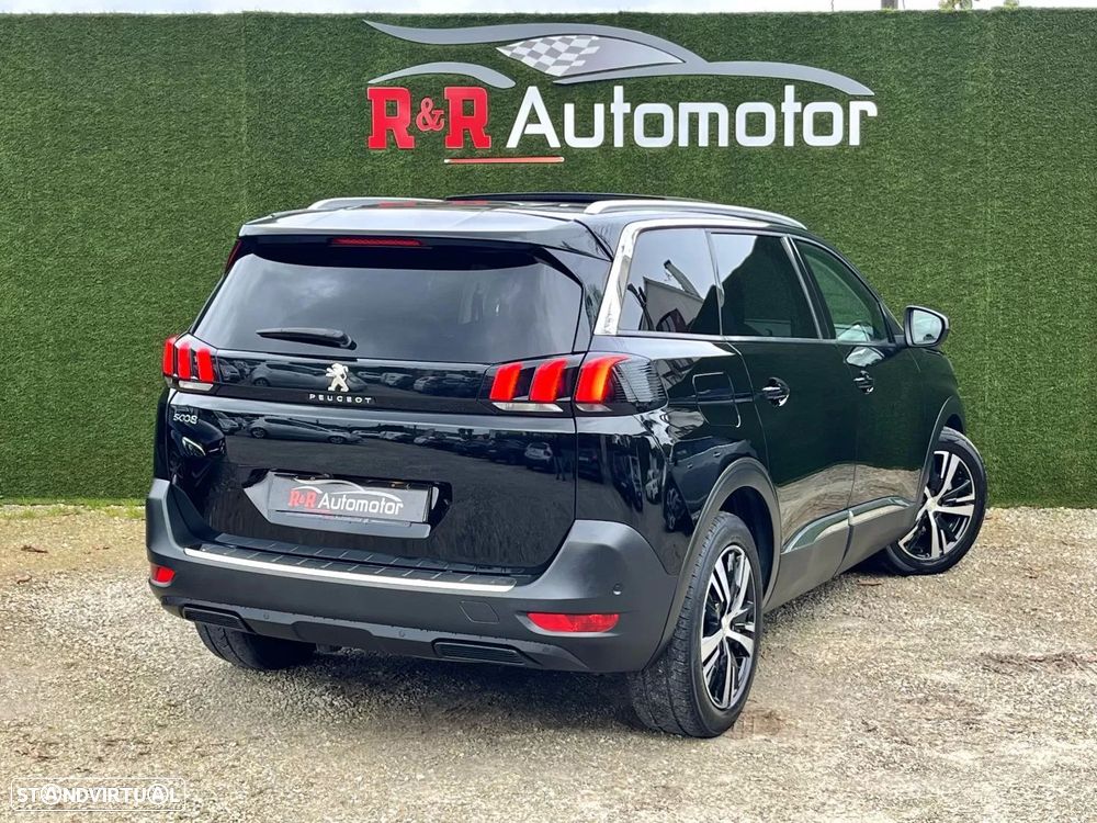 Peugeot 5008 - 2