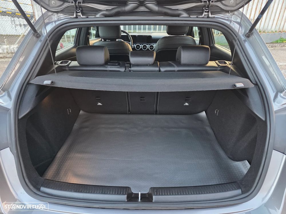 Mercedes-Benz A 180 d Style Plus - 8