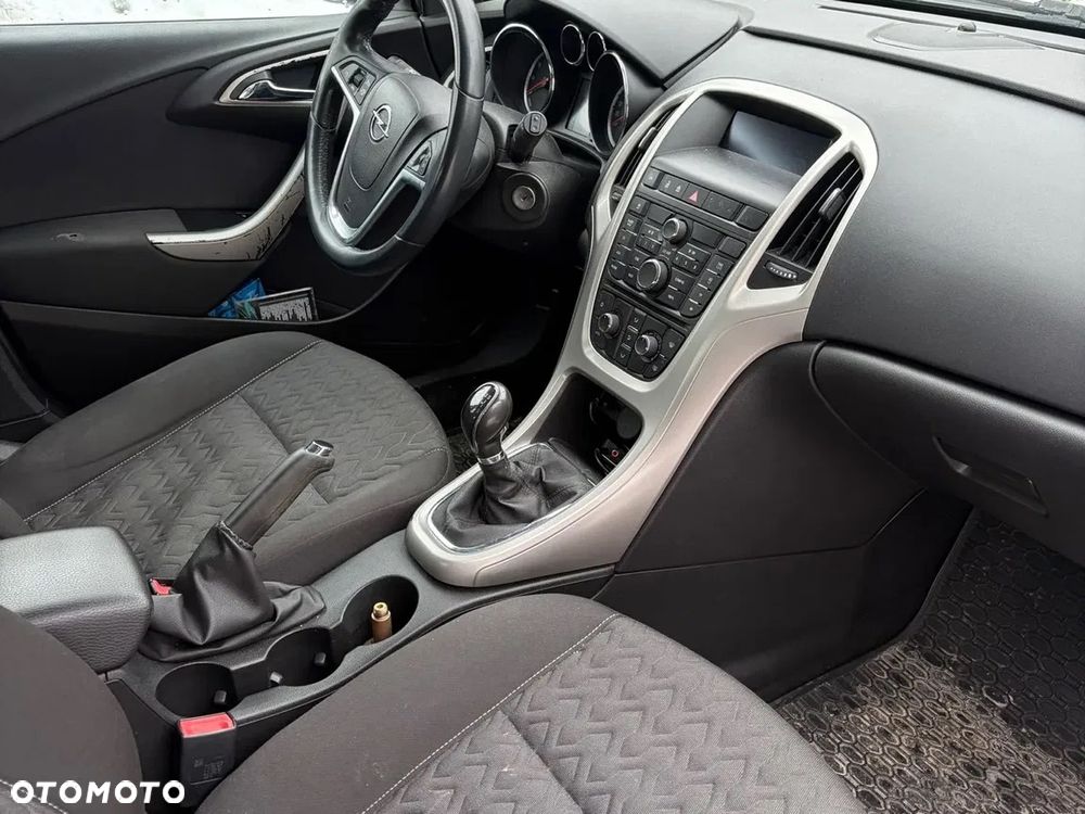 Opel Astra 1.4 T Edition 150 - 10