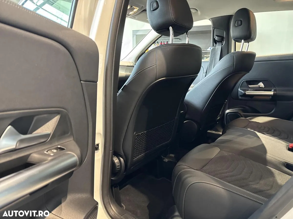 Mercedes-Benz GLA 220 d 4MATIC Aut. - 12
