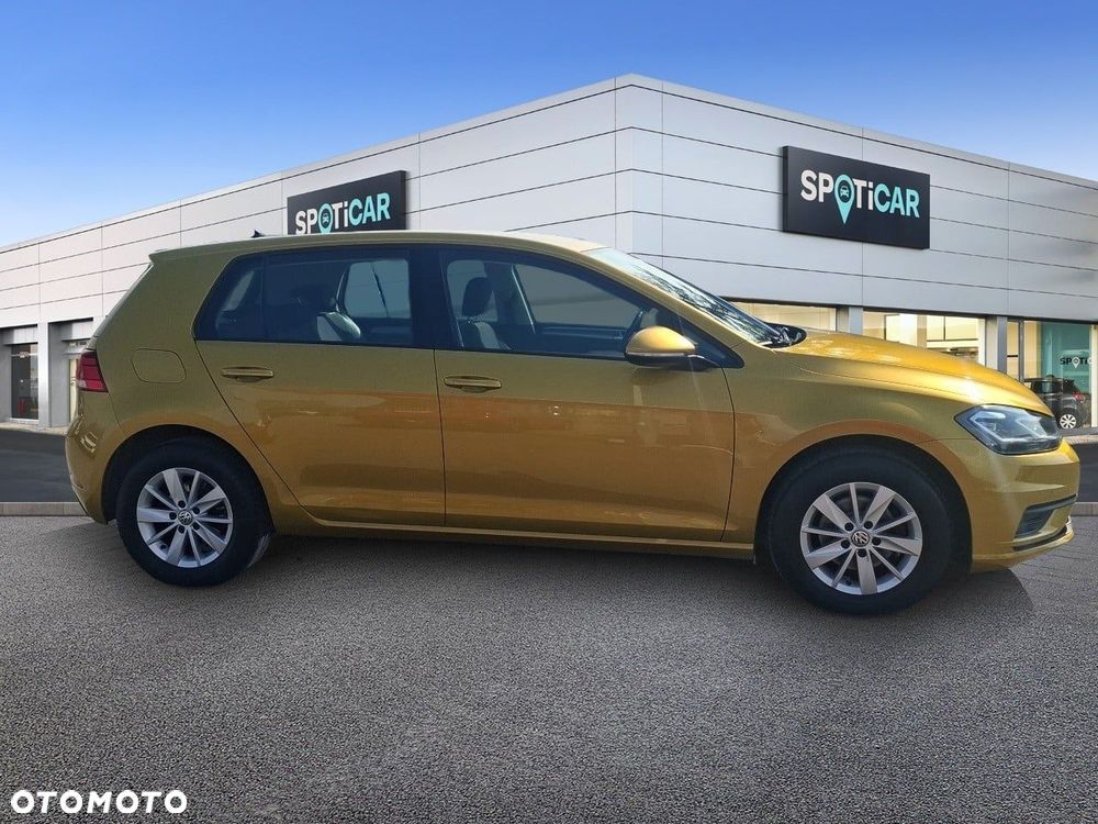 Volkswagen Golf 1.0 TSI BMT Trendline - 4