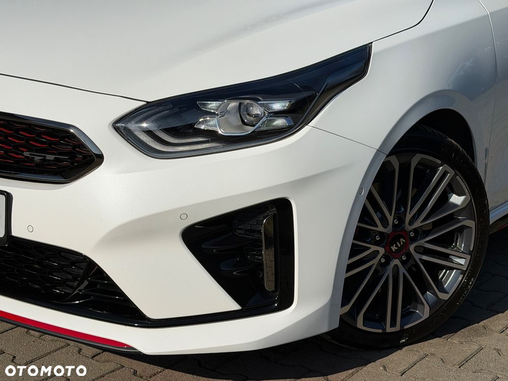 Kia Ceed 1.6 T-GDI GT-Challenge - 13