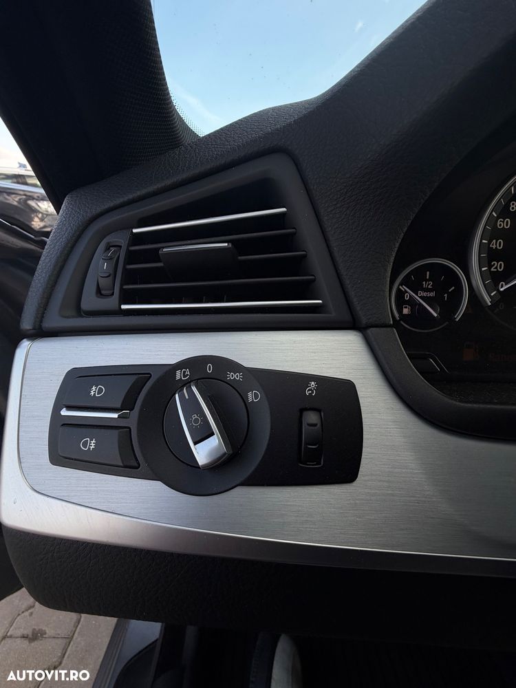 BMW Seria 5 520d Aut. - 12