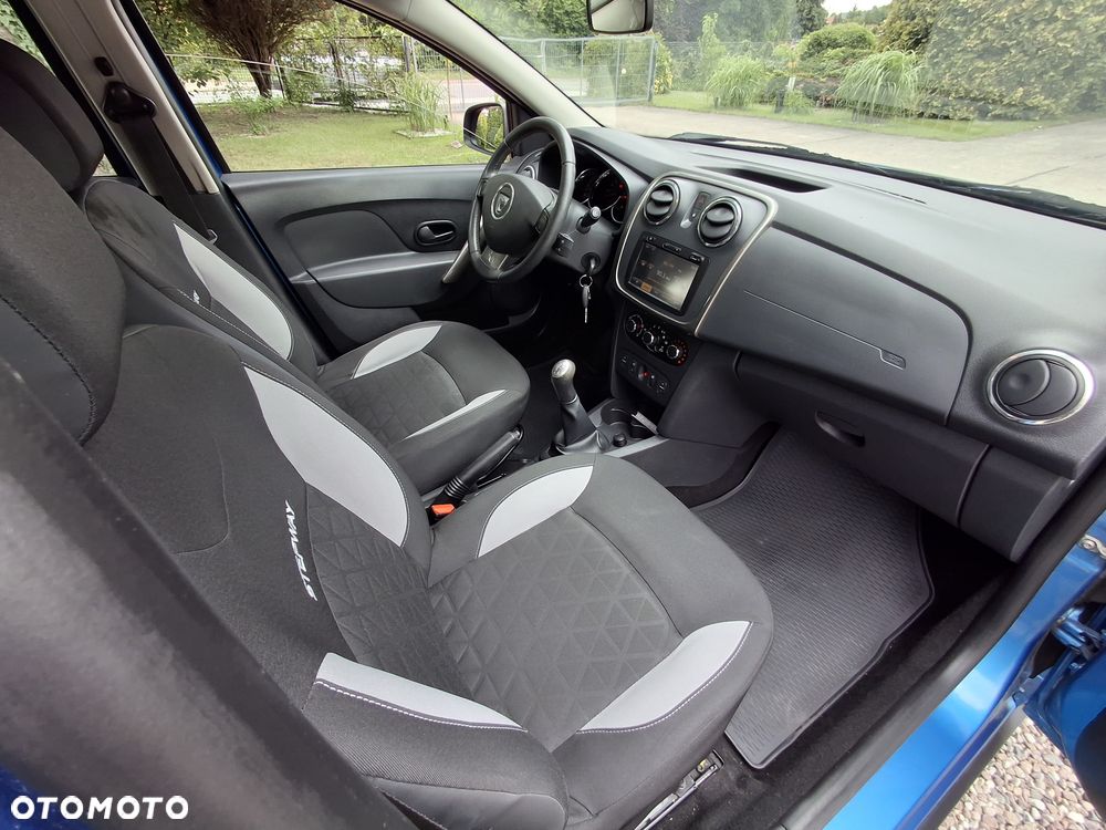 Renault Clio - 21