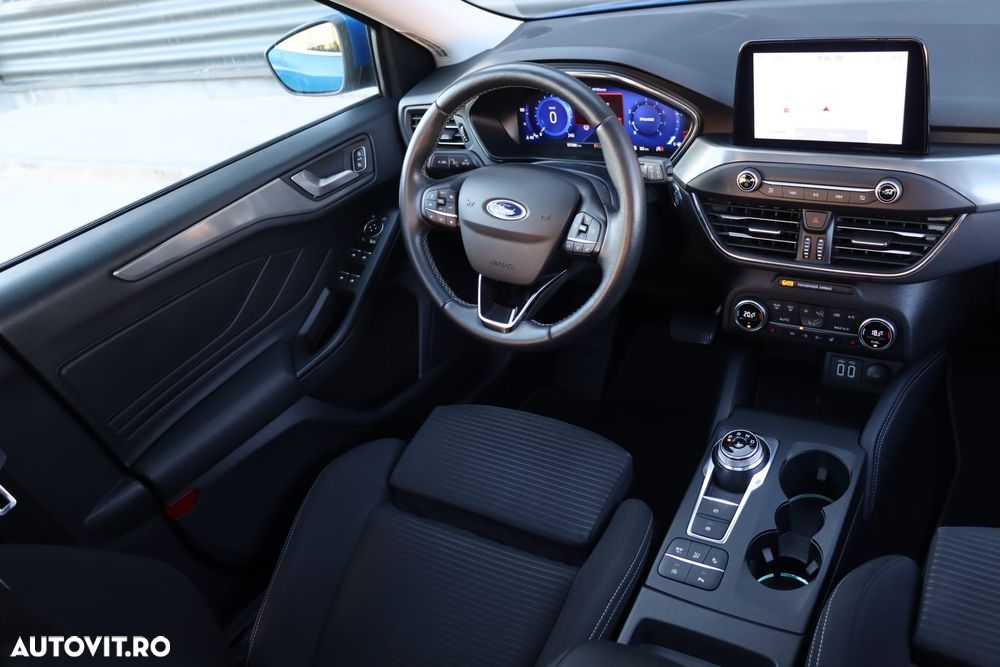 Ford Focus Turnier 1.0 EcoBoost Start-Stopp-System Aut. TITANIUM X - 3