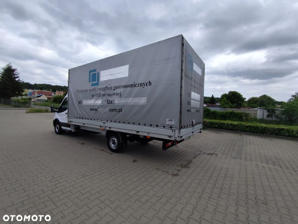 Ford Transit - 10