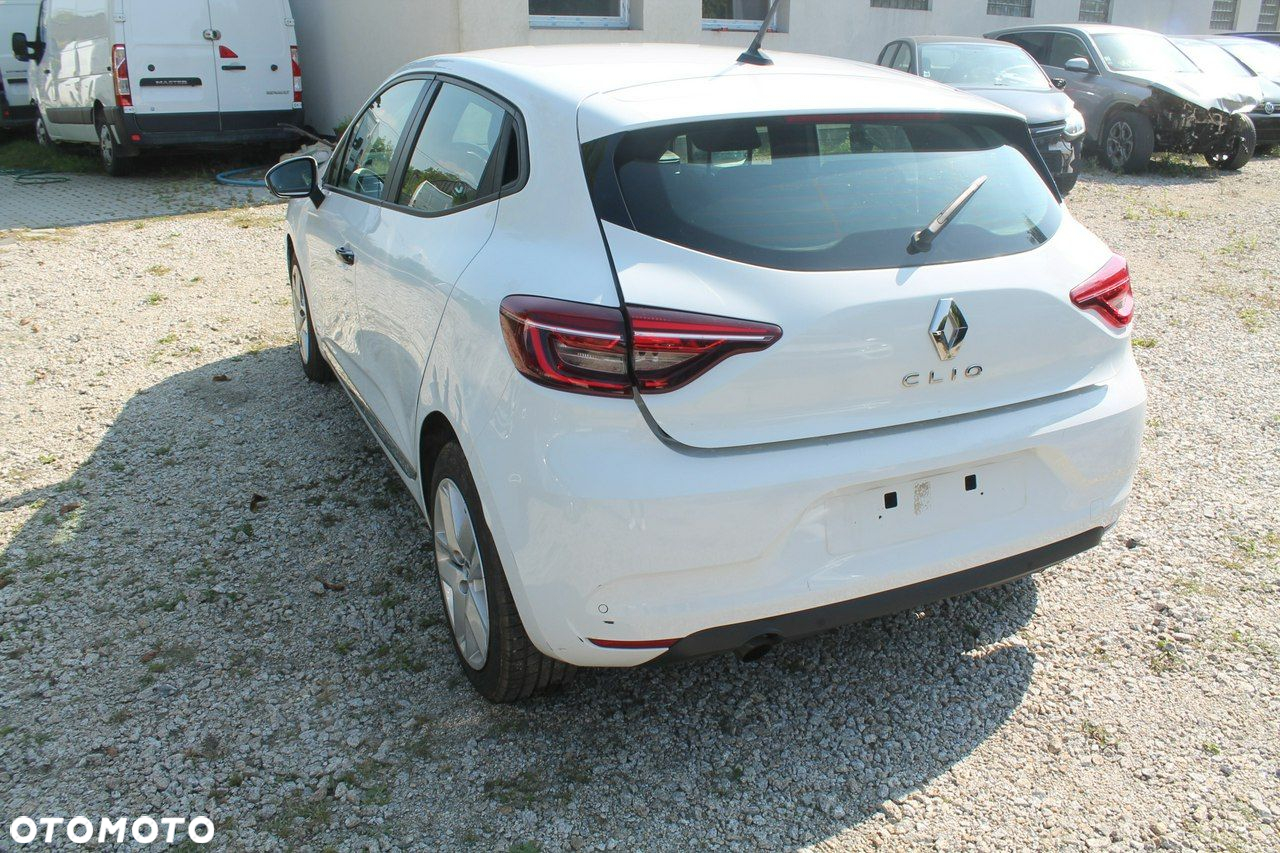 Renault Clio - 7