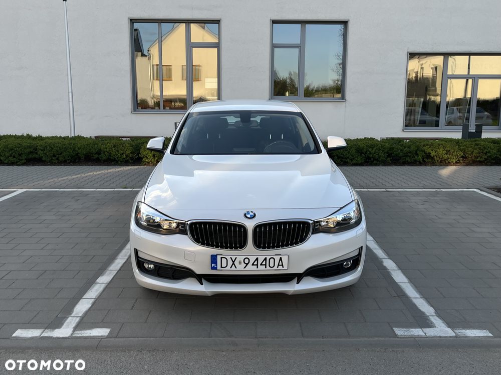 BMW 3GT 318d Sport Line - 8