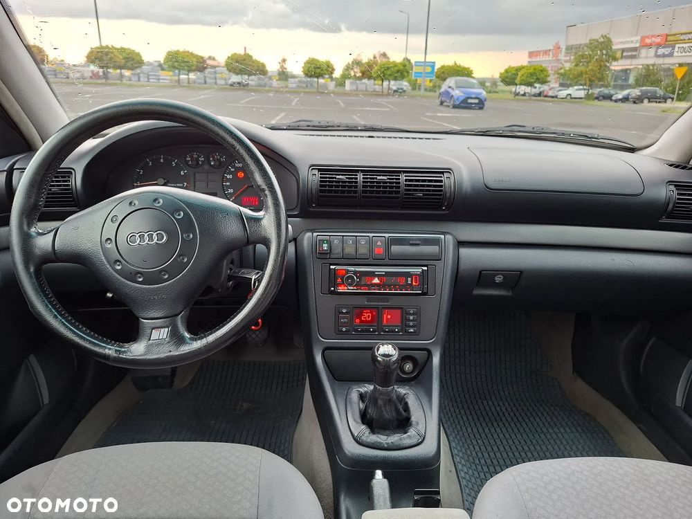 Audi A4 Avant 1.8T - 9