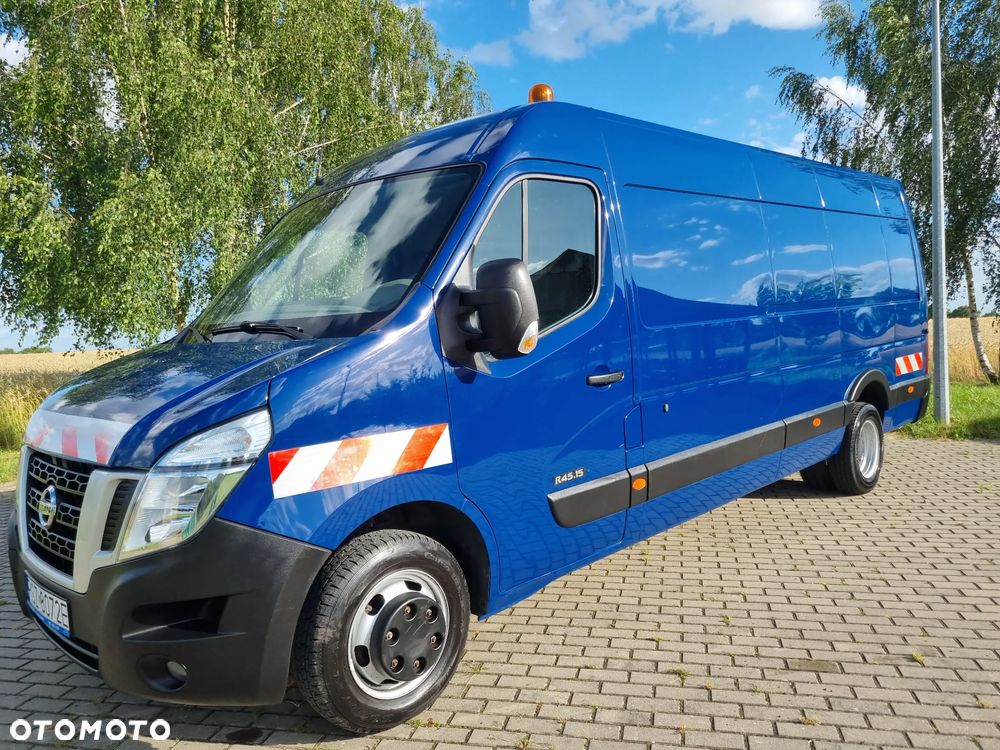 Nissan NV 400 - 21