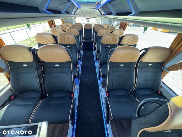 Neoplan Skyliner - 5