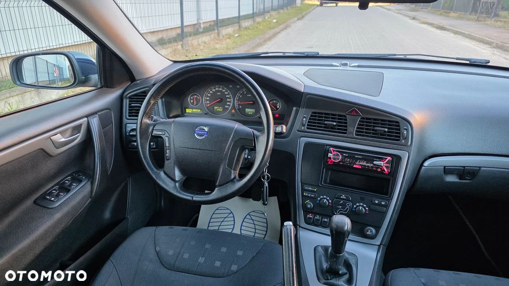 Volvo V70 2.4 Move - 9