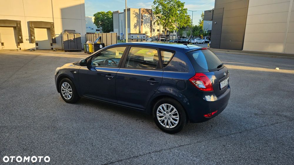 Kia Ceed - 17
