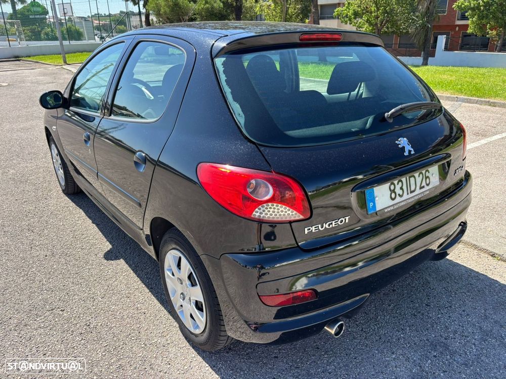 Peugeot 206+ - 10