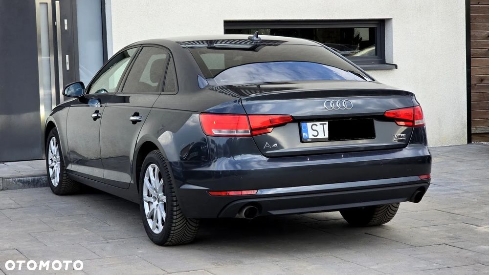 Audi A4 Limousine - 12