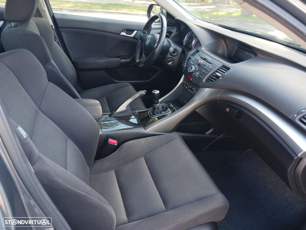 Honda Accord 2.2 i-DTEC Executive Advance - 32
