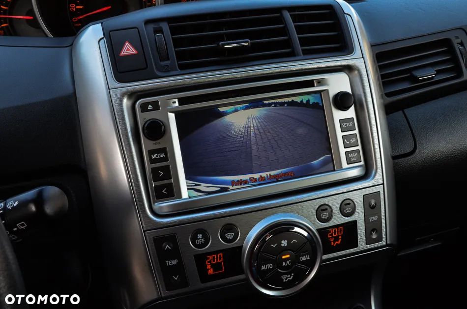 Toyota Verso 1.6 Premium 7os - 22