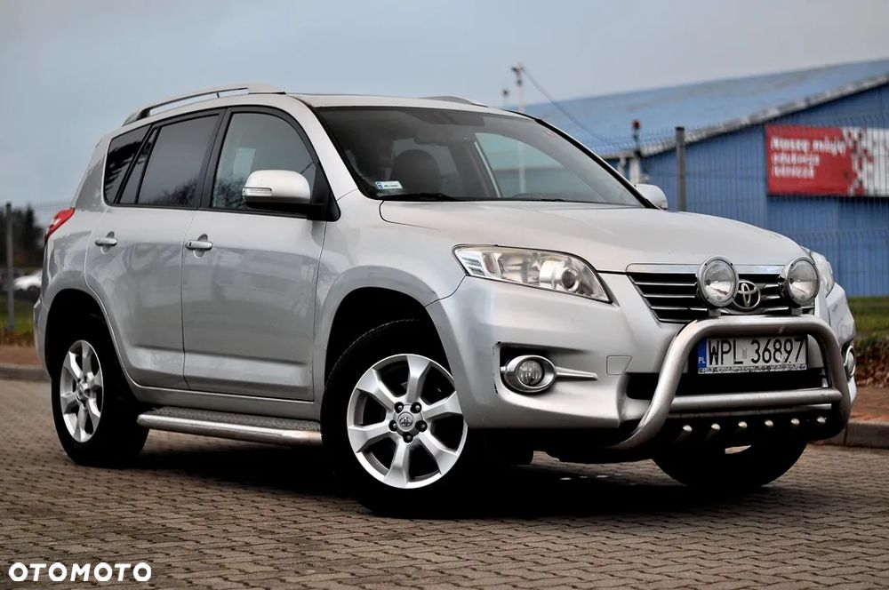 Toyota RAV4 - 9