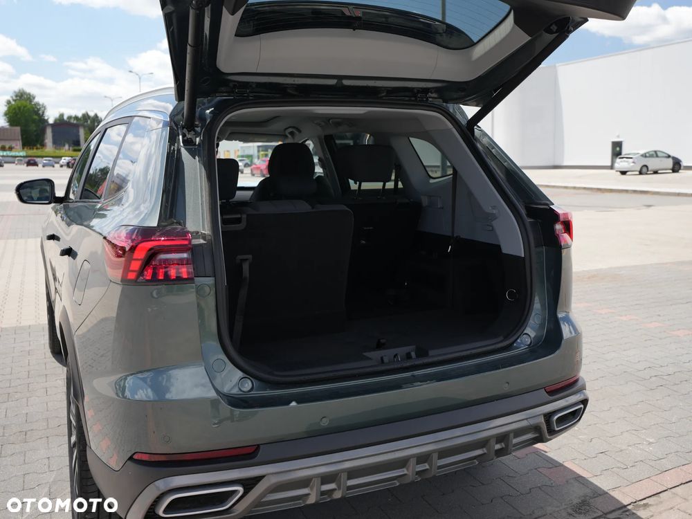 Chery Tiggo 8 1.5 T-GDI Super Hybrid Prestige DCT - 32