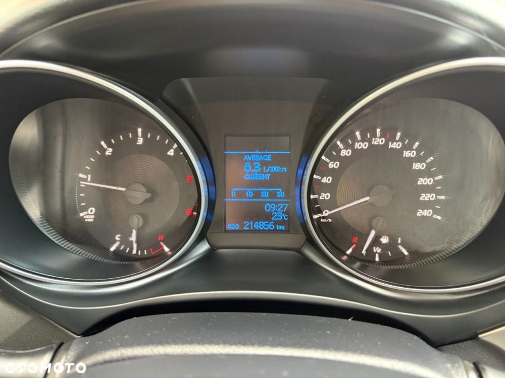 Toyota Avensis - 9