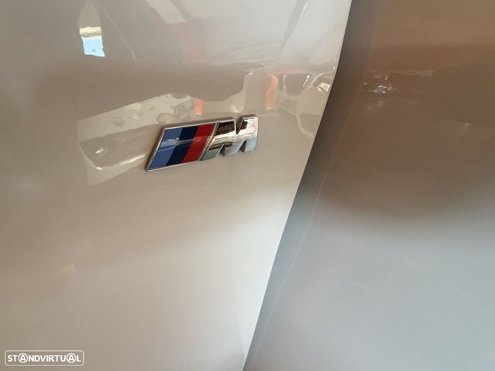 BMW 118 i Pack Desportivo M Auto - 24