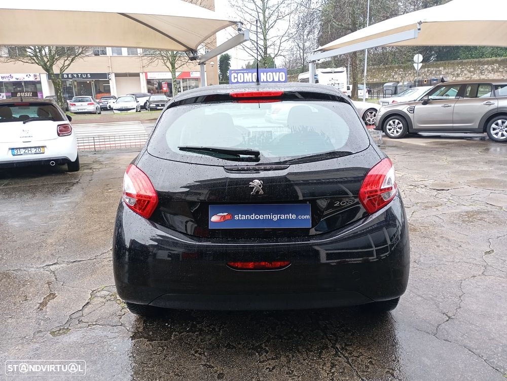 Peugeot 208 HDi 68 Access - 12