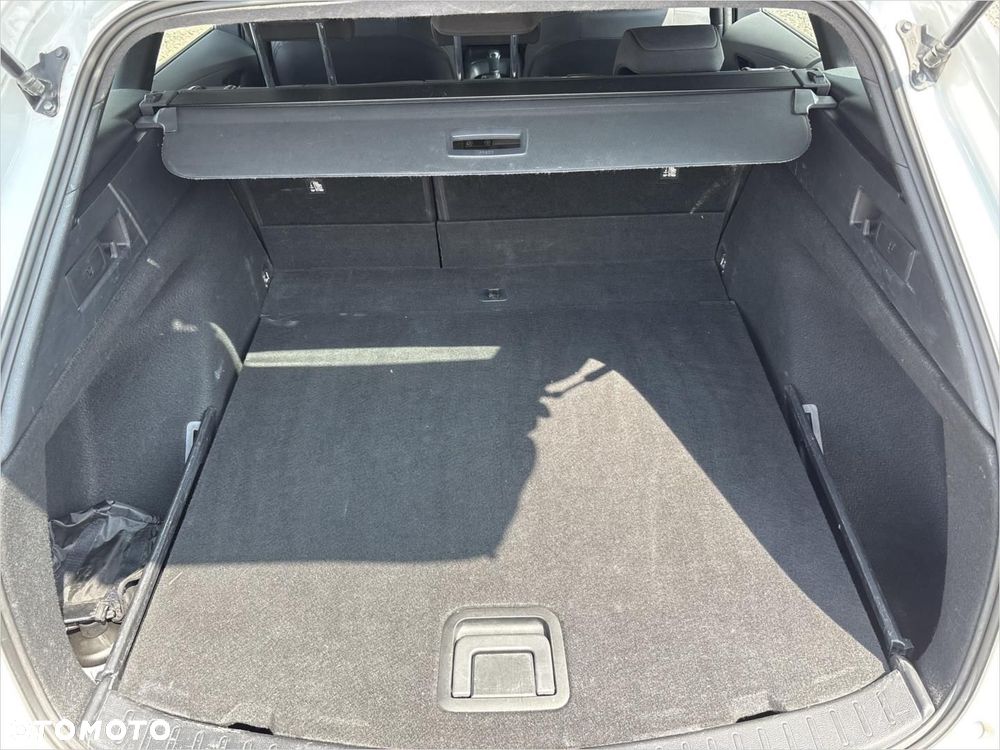 Toyota Corolla 1.8 Hybrid GPF Comfort - 17