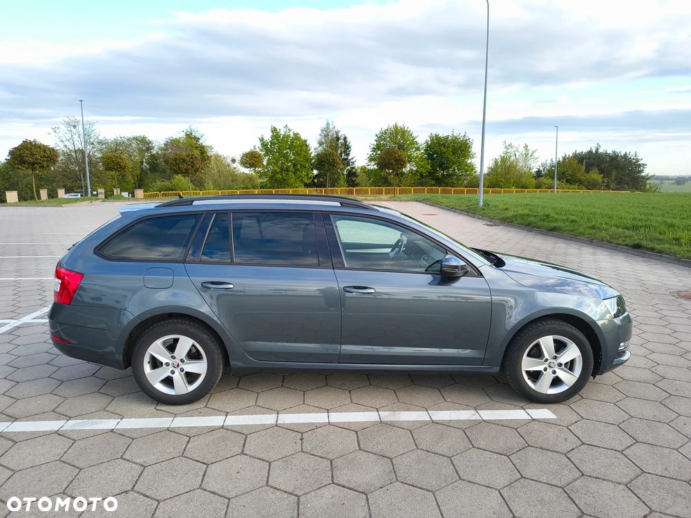 Skoda Octavia 1.5 TSI ACT DSG Ambition - 4