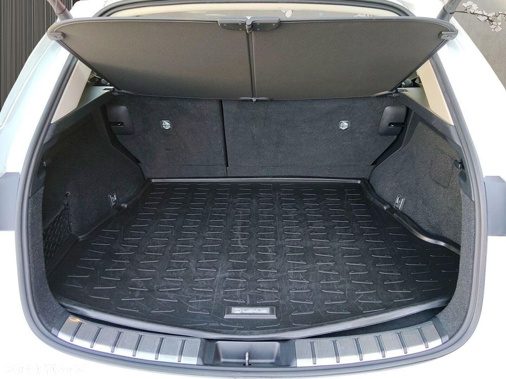 Lexus NX 350h Elegance 2WD - 29