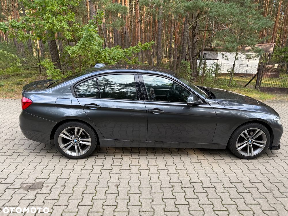 BMW Seria 3 318d - 8