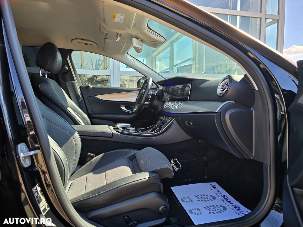 Mercedes-Benz E - 11