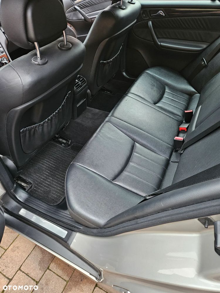 Mercedes-Benz Klasa C - 9