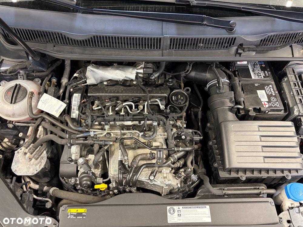 Volkswagen Touran - 13