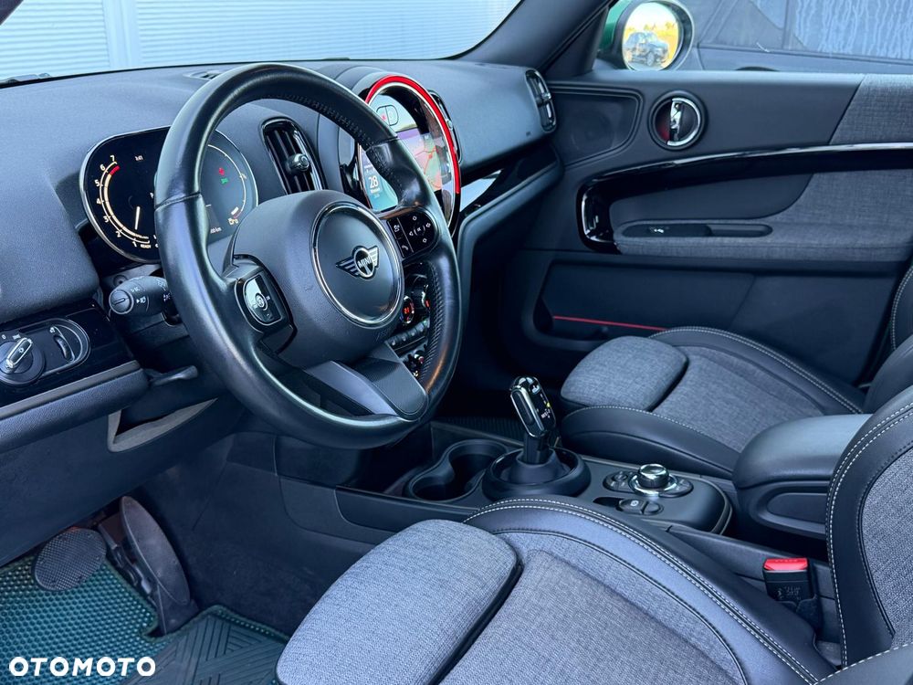 MINI Countryman Cooper ALL4 Classic Trim - 11