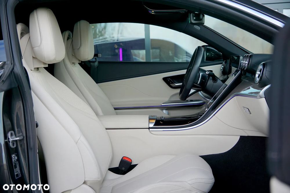 Mercedes-Benz CLE 450 mHEV 4-Matic AMG Line - 22