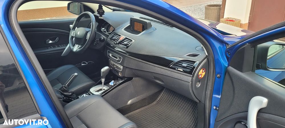 Renault Megane dCi 110 FAP EDC Bose Edition - 8