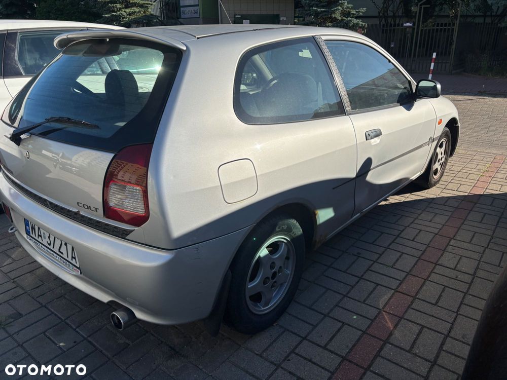 Mitsubishi Colt - 3