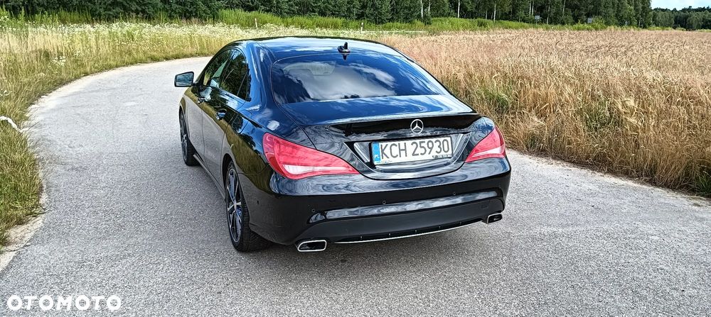 Mercedes-Benz CLA 180 - 9