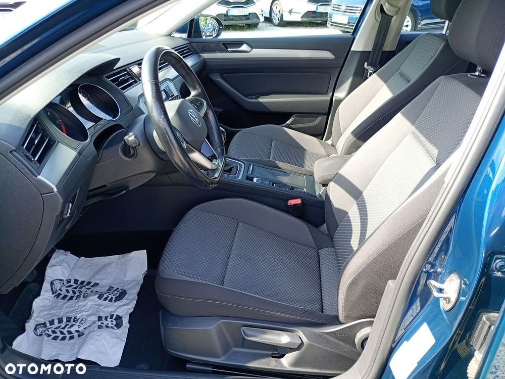 Volkswagen Passat Variant 2.0 TDI EVO Essence - 20