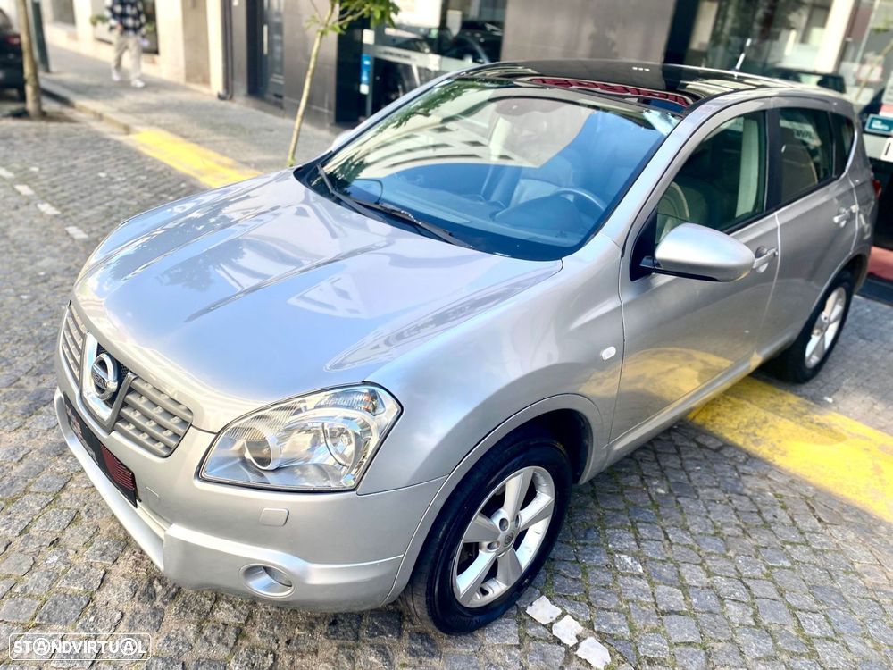 Nissan Qashqai 2.0 dCi Tekna Premium 17 - 2