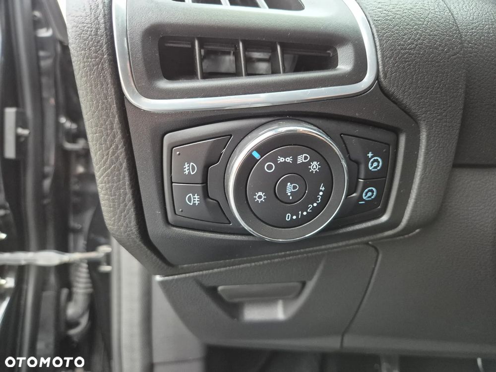 Ford Focus 1.6 EcoBoost Start-Stopp-System Titanium - 39