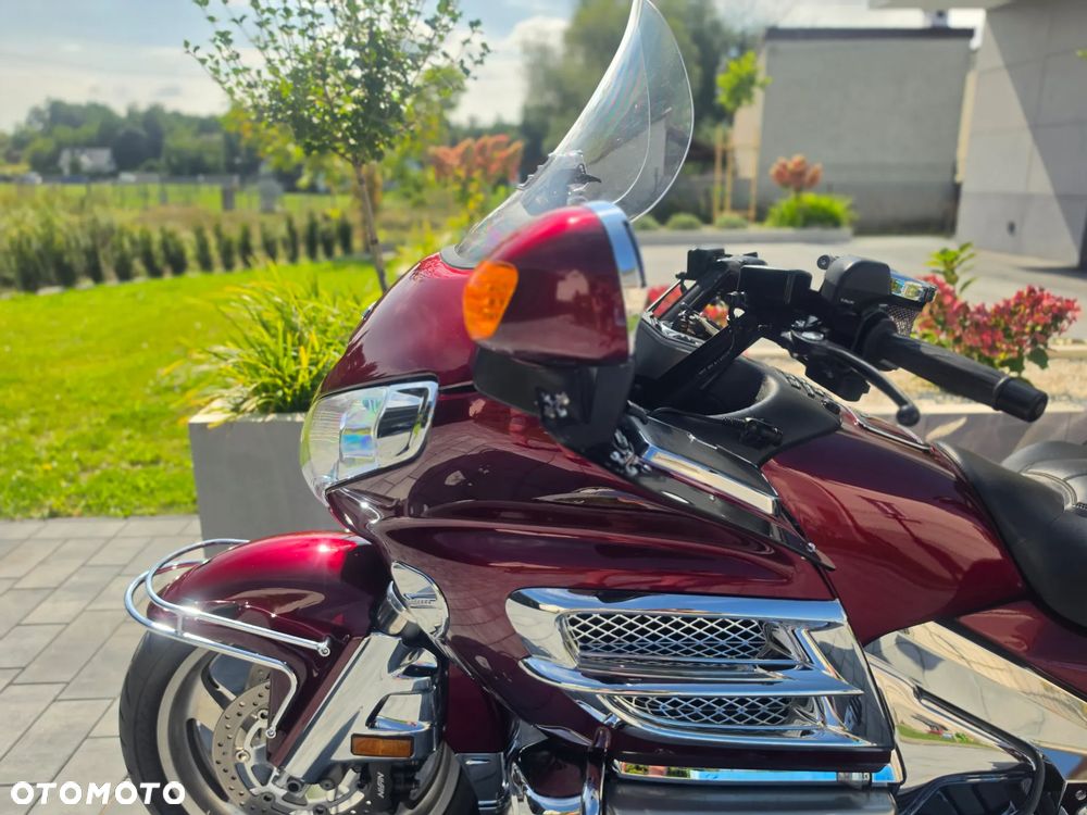 Honda GL - 11