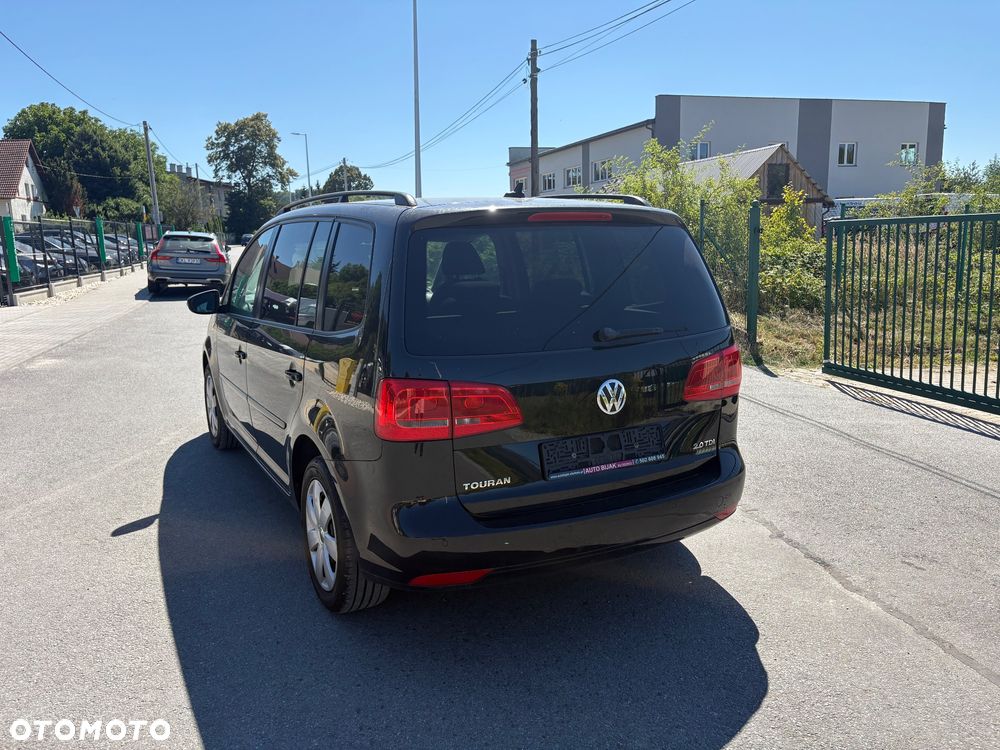 Volkswagen Touran 2.0 TDI DPF Comfortline - 8
