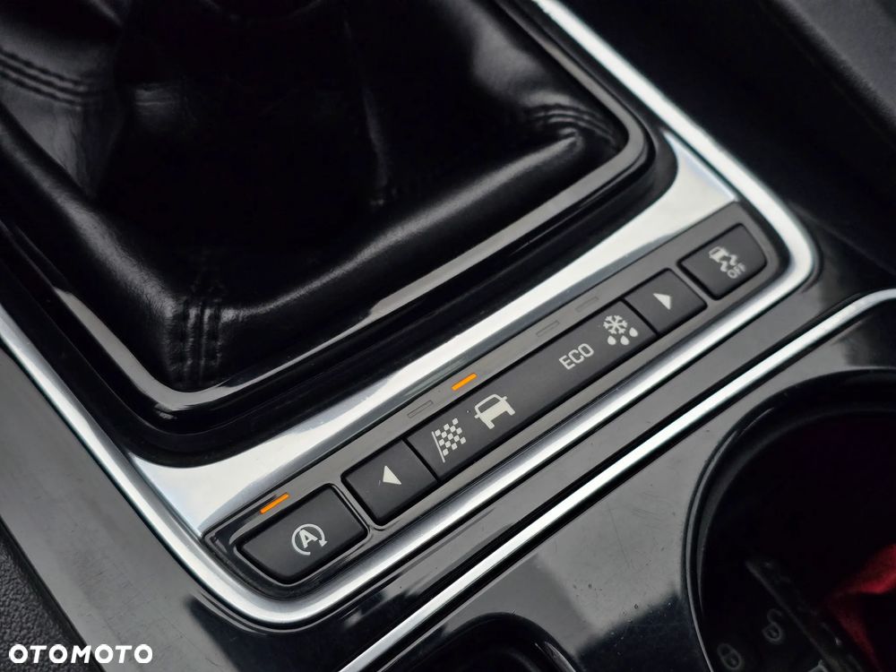 Jaguar F-Pace 2.0 i4D AWD Pure - 28