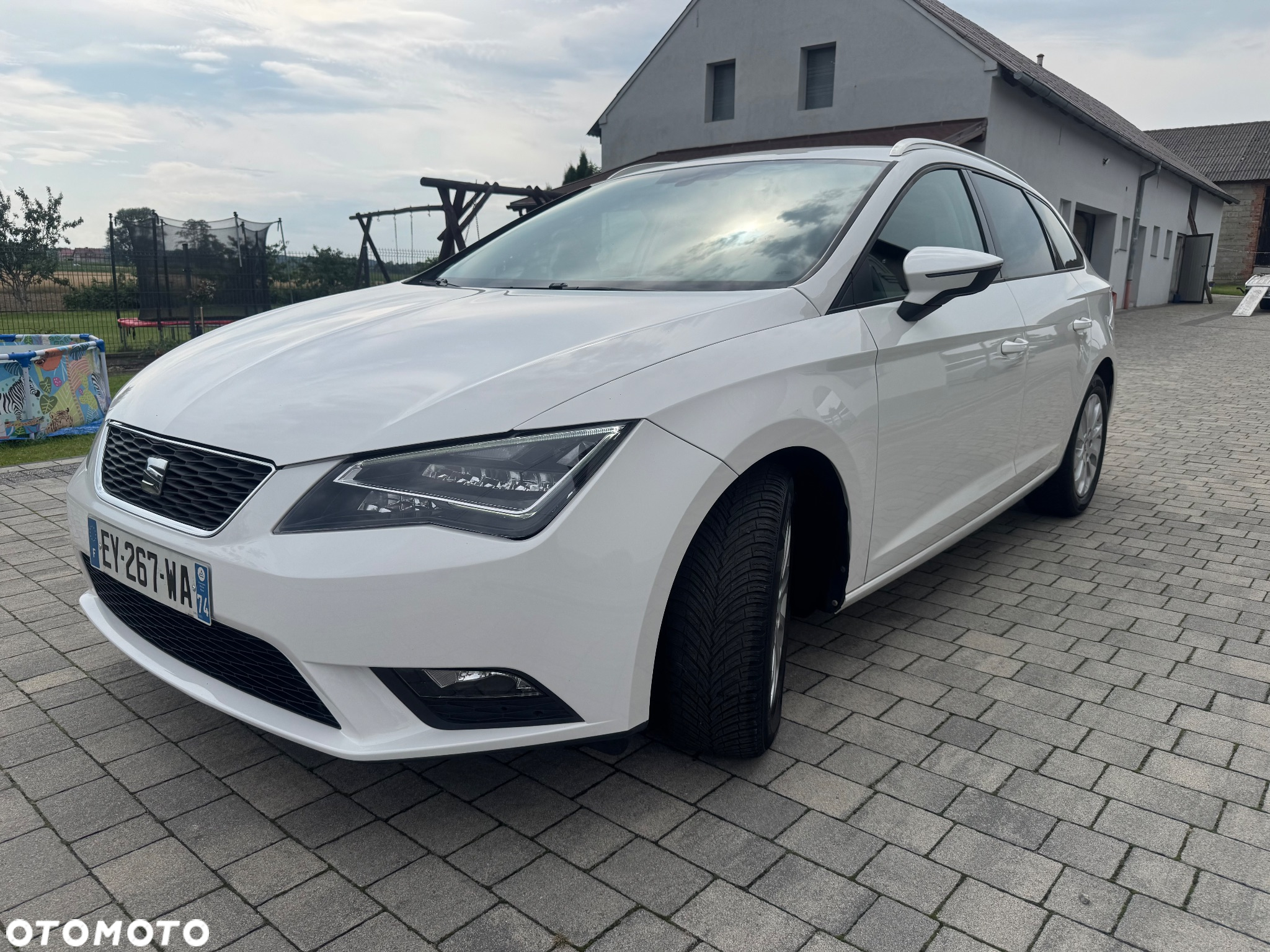 Seat Leon ST 1.6 TDI CONNECT - 3