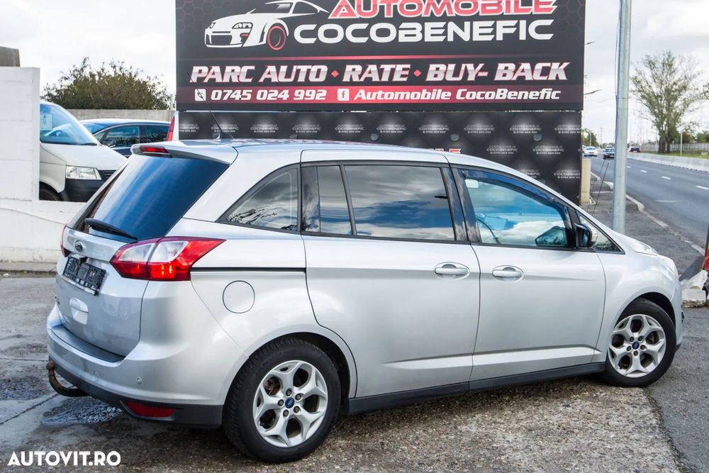 Ford Grand C-Max 1.6 TDCi DPF Titanium - 4